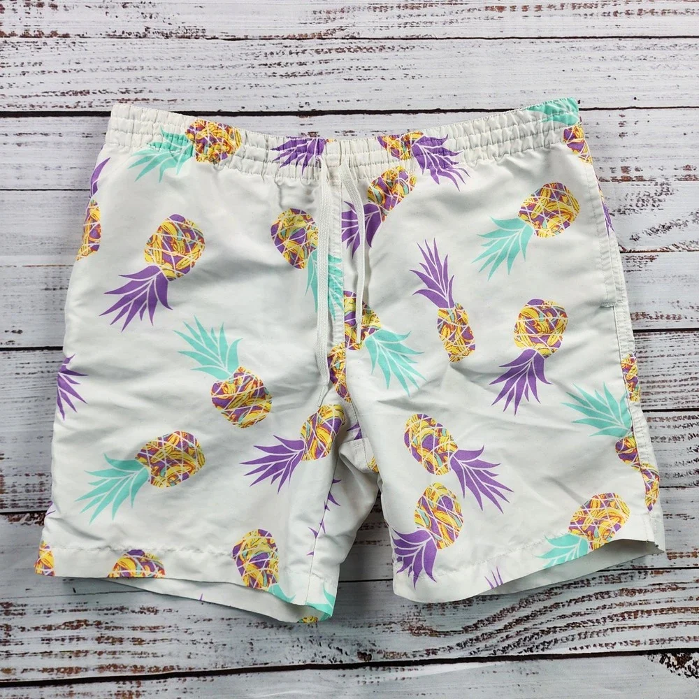 Chubbies Mens Medium Swim Trunks Lined White Pineapple Tropical Graphic Shorts